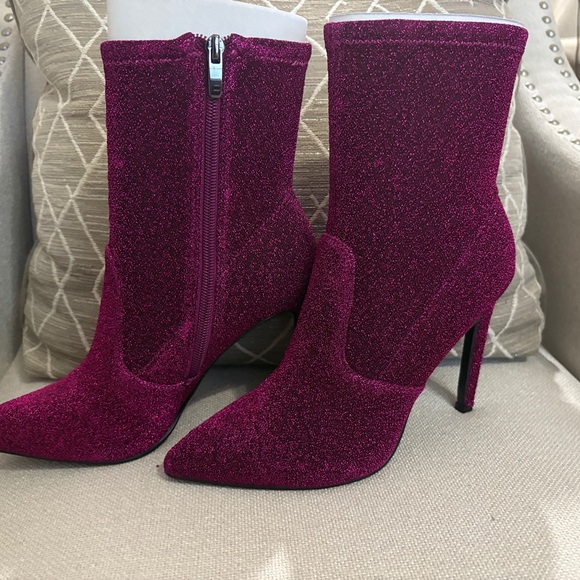 Nine West magenta pink heels. Brand new in original box - Picture 1 of 14